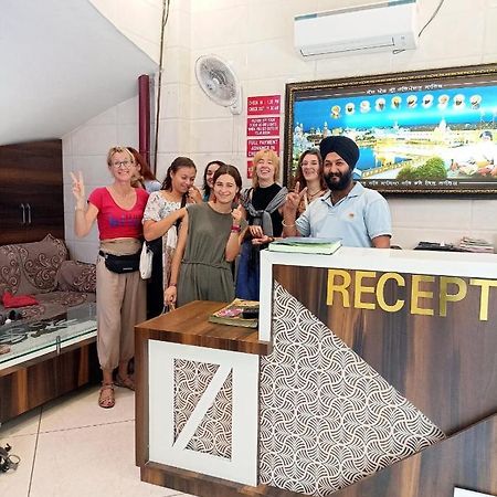 Jasneet Homestay Amritsar Extérieur photo