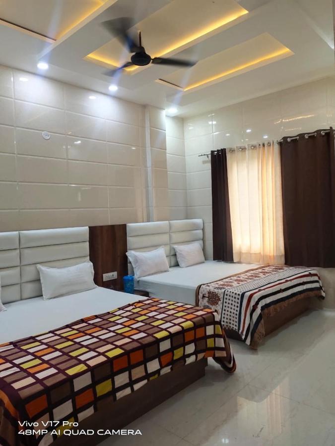 Jasneet Homestay Amritsar Extérieur photo